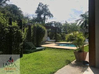 Casa Mobiliada em Condomínio para Locação Definitiva | 2 Dormitórios e Piscina