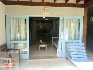 Casa Mobiliada em Condomínio para Locação Definitiva | 2 Dormitórios e Piscina