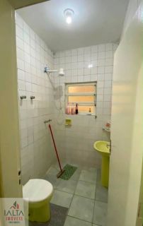 Casa 2 dormitórios com piscina - Praia das Palmeiras, Caraguatatuba/SP