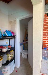 Casa 2 dormitórios com piscina - Praia das Palmeiras, Caraguatatuba/SP