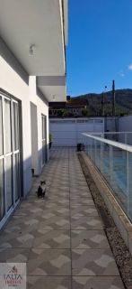 Casa bem localiza !