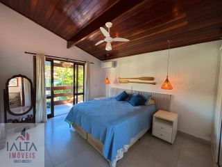 Linda Casa de Condomínio Horto Florestal.