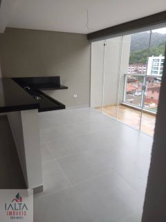 Cobertura tipo studio novíssimo, com área de 60m2 privativos, 1 vaga coberta, condomínio com piscina