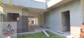 Casa à venda na Martim de Sá, Caraguatatuba | 3 Quartos (1 Suíte) e Amplo Quintal