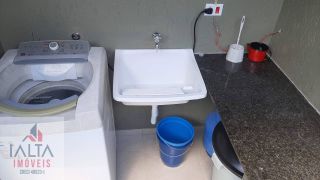 Casa confortável e bem localizada