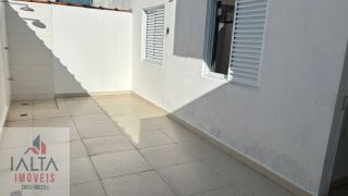 Apartamento Térreo com Solarium e Varanda Gourmet no Perequê-Açu