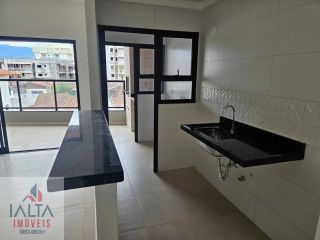 Seu Apartamento no Itaguá: 2 Dormitórios, Suíte e Lavabo a 300 m da Praia