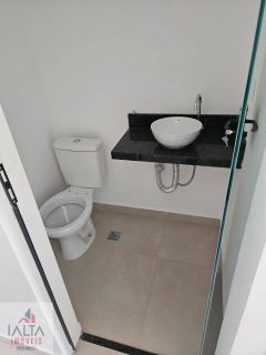 Seu Apartamento no Itaguá: 2 Dormitórios, Suíte e Lavabo a 300 m da Praia