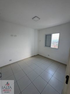 Apartamento com 3 Dormitórios e 2 Vagas de Garagem!