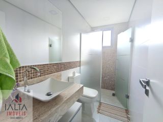 Apartamento de Alto Padrão à venda na Praia das Palmeiras, Caraguatatuba - 3 Quartos (1 Suíte) com Varanda Gourmet e Lazer Completo