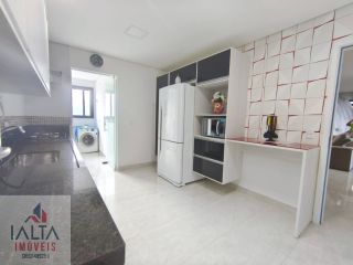 Apartamento de Alto Padrão à venda na Praia das Palmeiras, Caraguatatuba - 3 Quartos (1 Suíte) com Varanda Gourmet e Lazer Completo
