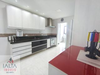 Apartamento de Alto Padrão à venda na Praia das Palmeiras, Caraguatatuba - 3 Quartos (1 Suíte) com Varanda Gourmet e Lazer Completo