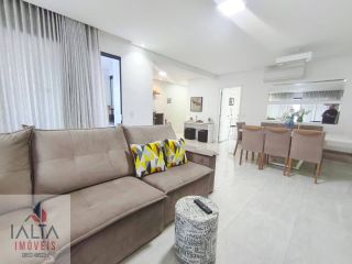 Apartamento de Alto Padrão à venda na Praia das Palmeiras, Caraguatatuba - 3 Quartos (1 Suíte) com Varanda Gourmet e Lazer Completo