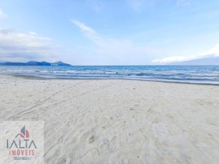 Apartamento de Alto Padrão à venda na Praia das Palmeiras, Caraguatatuba - 3 Quartos (1 Suíte) com Varanda Gourmet e Lazer Completo
