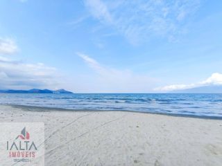 Apartamento de Alto Padrão à venda na Praia das Palmeiras, Caraguatatuba - 3 Quartos (1 Suíte) com Varanda Gourmet e Lazer Completo