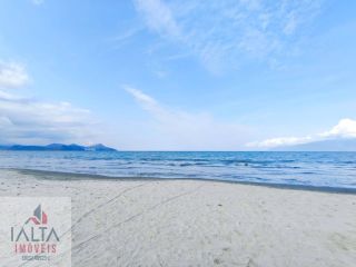 Apartamento de Alto Padrão à venda na Praia das Palmeiras, Caraguatatuba - 3 Quartos (1 Suíte) com Varanda Gourmet e Lazer Completo