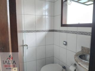 Ampla Casa na Enseada | Ideal para Moradia, Pousada ou Investimento.