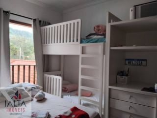 Ampla Casa na Enseada | Ideal para Moradia, Pousada ou Investimento.