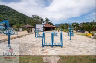 Casa de alto padrão à venda no Horto – Condomínio fechado com lazer completo