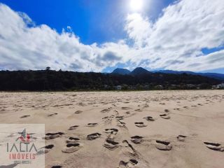 Mansão de Luxo à venda em Caraguatatuba com 10 suítes e Pé na Areia no Massaguaçu