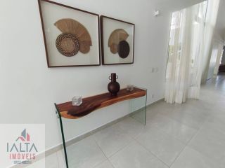 Mansão de Luxo à venda em Caraguatatuba com 10 suítes e Pé na Areia no Massaguaçu