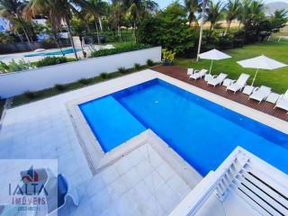 Mansão de Luxo à venda em Caraguatatuba com 10 suítes e Pé na Areia no Massaguaçu