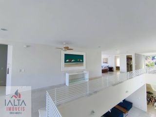 Mansão de Luxo à venda em Caraguatatuba com 10 suítes e Pé na Areia no Massaguaçu