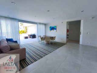 Mansão de Luxo à venda em Caraguatatuba com 10 suítes e Pé na Areia no Massaguaçu