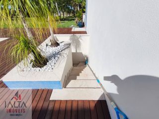 Mansão de Luxo à venda em Caraguatatuba com 10 suítes e Pé na Areia no Massaguaçu