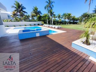 Mansão de Luxo à venda em Caraguatatuba com 10 suítes e Pé na Areia no Massaguaçu