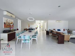 Mansão de Luxo à venda em Caraguatatuba com 10 suítes e Pé na Areia no Massaguaçu