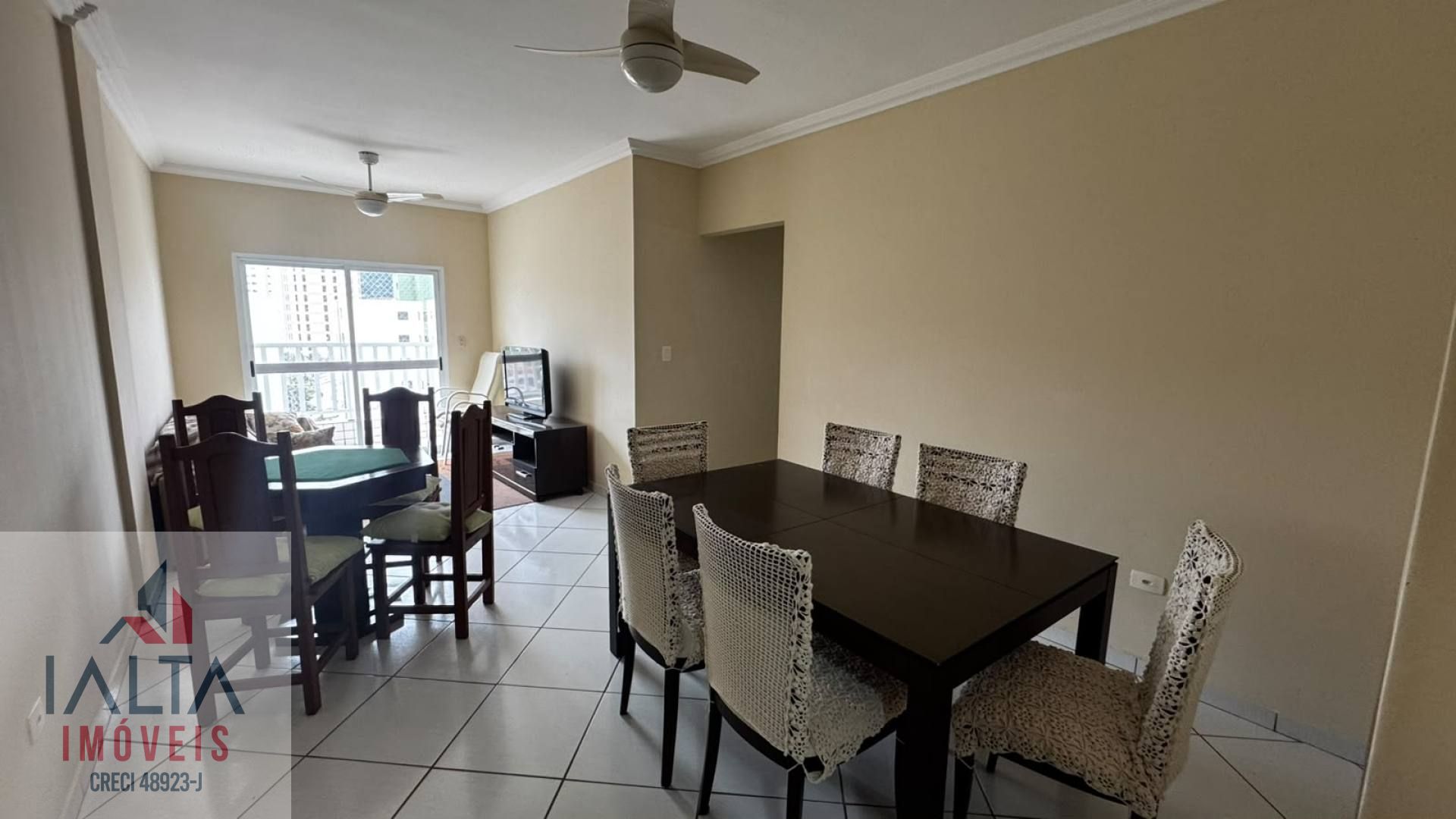 Apartamento de 3 dormitórios a 150mts da Praia - Martim de Sá, Caraguatatuba/SP