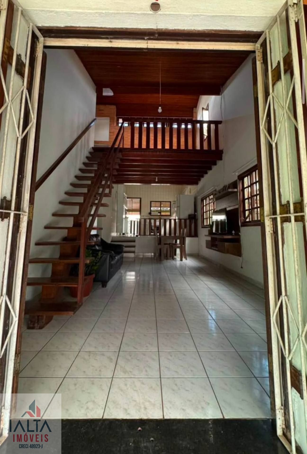 Casa para Locação Definitiva no Perequê-Açu – Conforto e Praticidade em Ubatuba