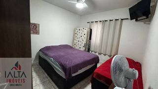 Casa de 2 dormitórios com edícula no Centro, Caraguatatuba/SP