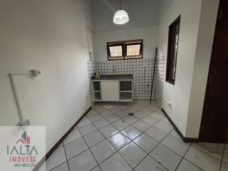 Loft Charmoso no Itaguá a 450 m da Orla – Conforto, Praticidade e Excelente Localização!