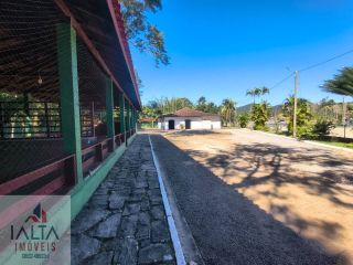 Oportunidade Imperdível Casa de Condomínio!