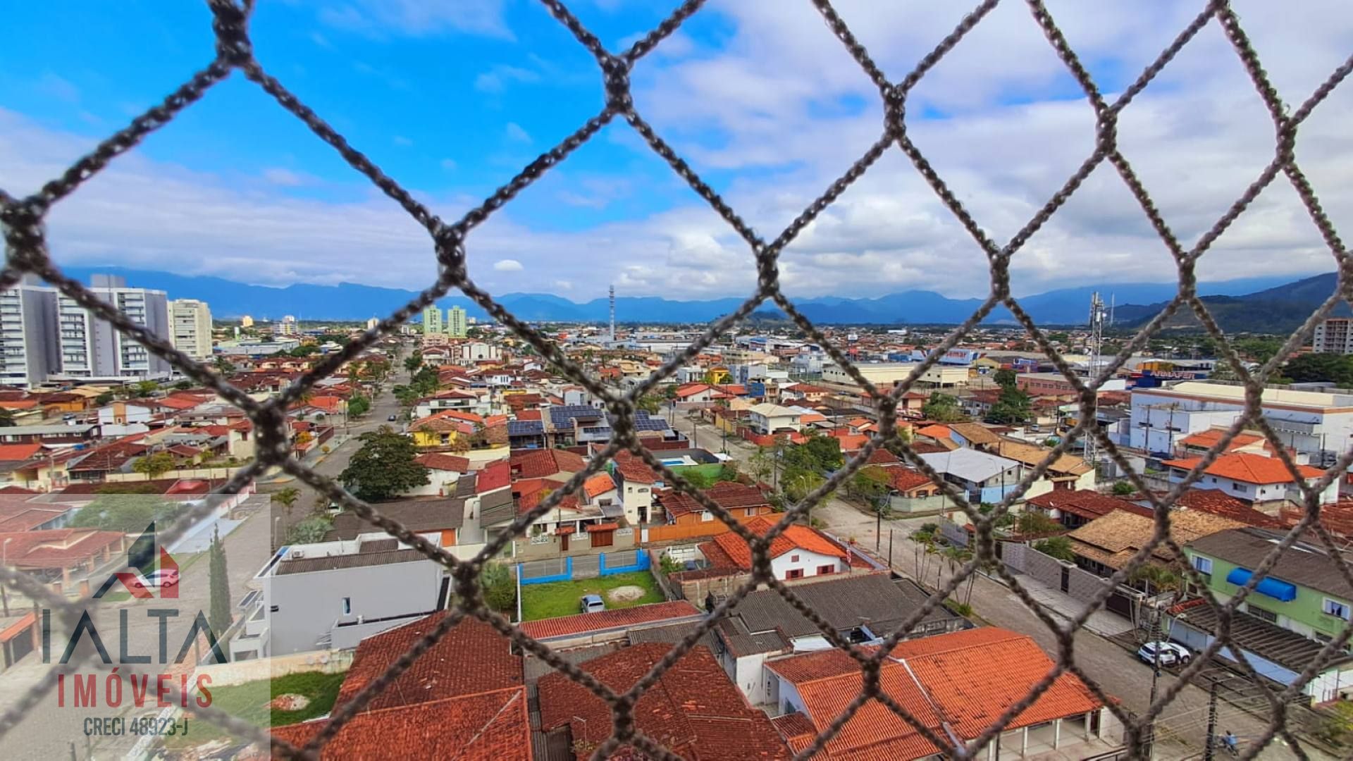 Apartamento à venda em Caraguatatuba com 2 quartos, Varanda Gourmet e Vista para o Mar