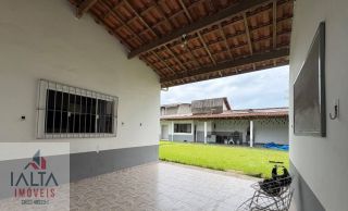 Casa à Venda no Jardim Carolina – Excelente Oportunidade para Morar ou Investir