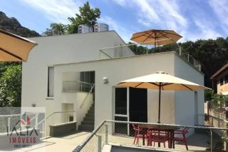 Casa de Condomínio próximo a praia!