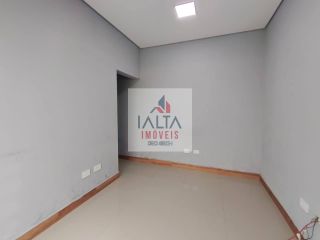 Sala Comercial à venda no Indaiá, Caraguatatuba, com 6 salas e 2 vagas