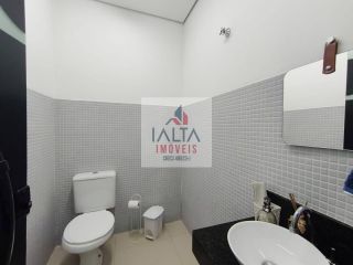 Sala Comercial à venda no Indaiá, Caraguatatuba, com 6 salas e 2 vagas