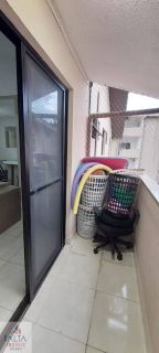 Excelente oportunidade no Itaguá, sacada, apto com 2 dormitórios, suite, sala conjugada com cozinha, piscina , churrasqueira, portão eletrônico.