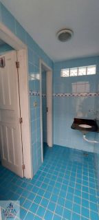 Excelente oportunidade no Itaguá, sacada, apto com 2 dormitórios, suite, sala conjugada com cozinha, piscina , churrasqueira, portão eletrônico.