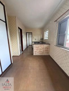 LOCAÇÃO DEFINITIVA – APARTAMENTO AMPLO NO CENTRO DE UBATUBA
