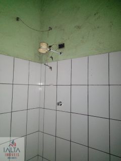 Casa térrea no bairro Estufa 1 saída fácil para o centro e praias