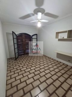 Apartamento térreo com 2 dorms. sendo suíte - Itaguá