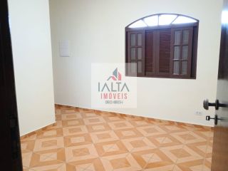 Casa/ 4 dormitórios/ Itaguá- Ubatuba