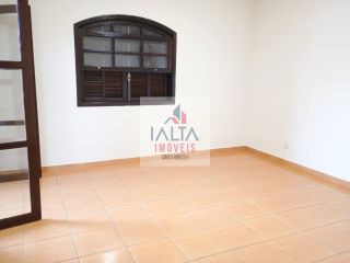 Casa/ 4 dormitórios/ Itaguá- Ubatuba