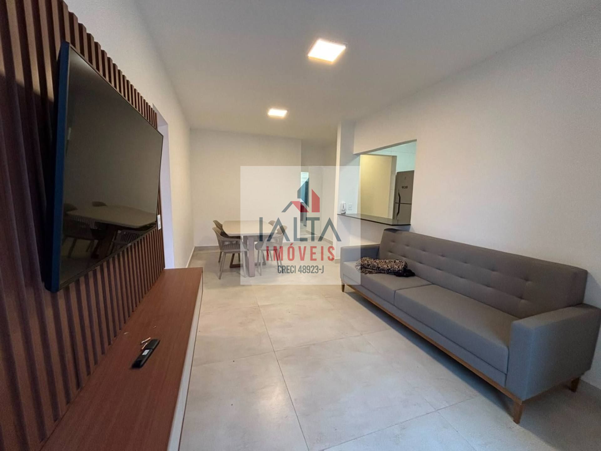 APARTAMENTO| 2 QRTOS| CENTRO| UBATUBA/SP