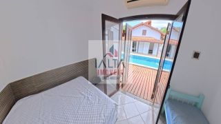 Casa à venda em Caraguatatuba com 4 quartos e piscina no Condomínio Tabatinga